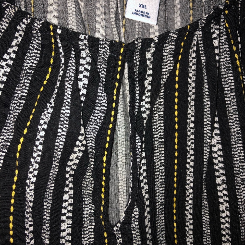 Tank top - Picture 3 of 3